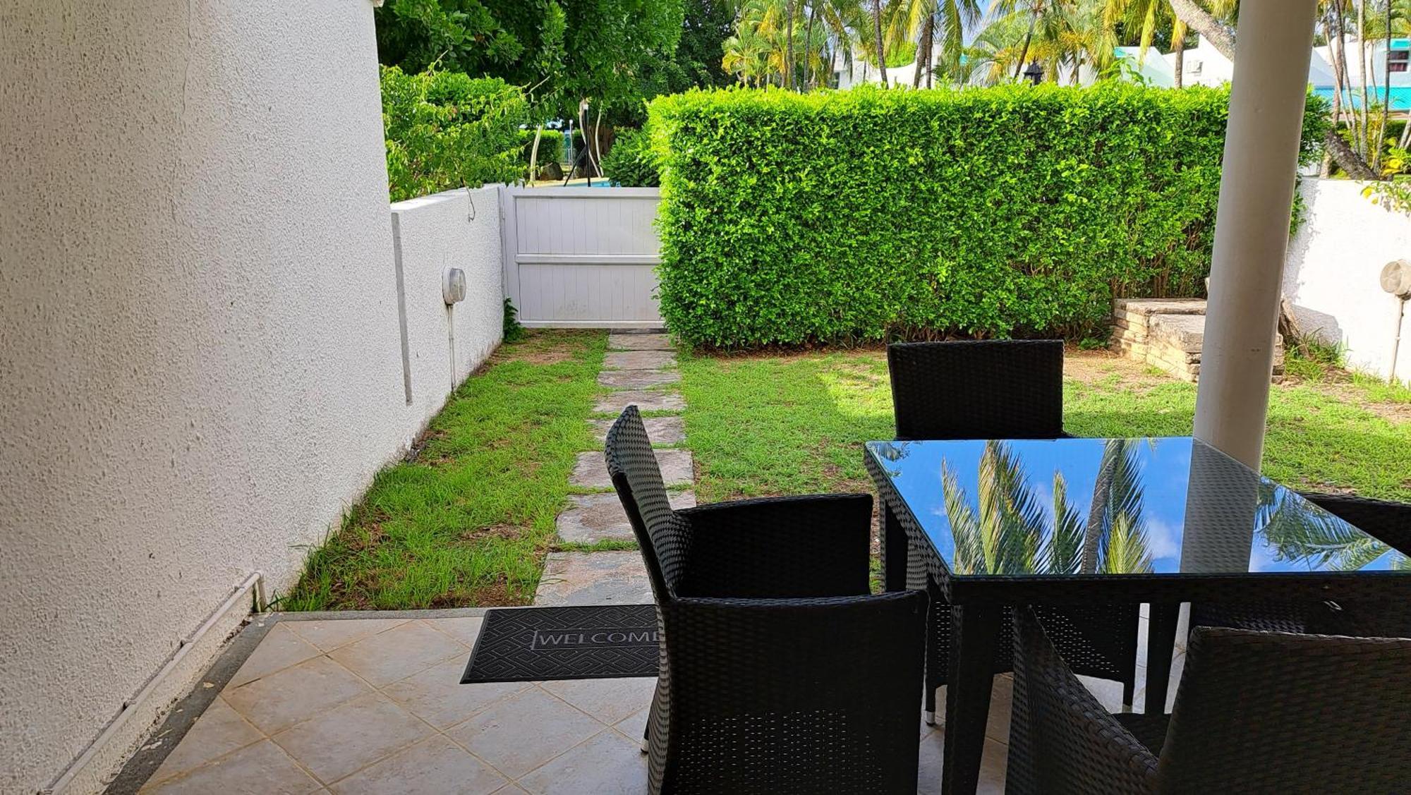 Peaceful And Private Villa 格兰贝伊 外观 照片