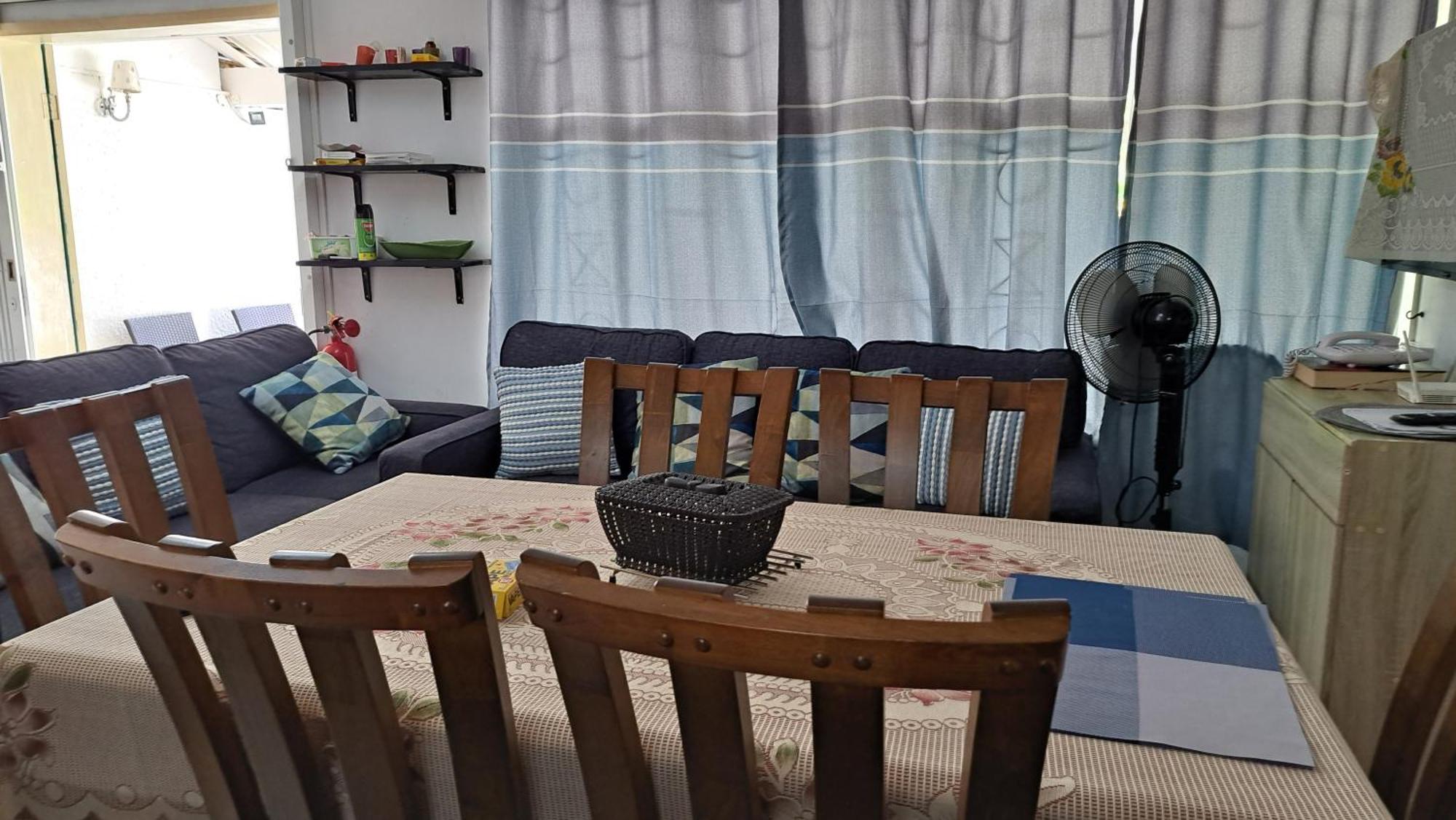 Peaceful And Private Villa 格兰贝伊 外观 照片