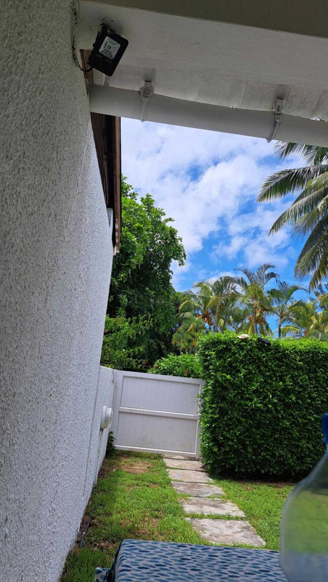 Peaceful And Private Villa 格兰贝伊 外观 照片