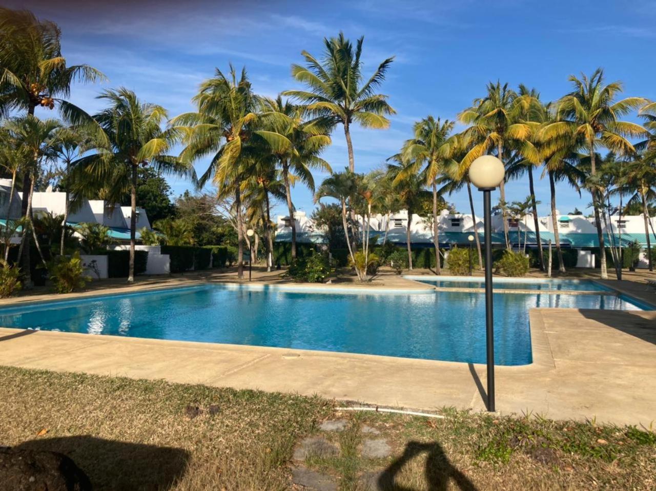 Peaceful And Private Villa 格兰贝伊 客房 照片